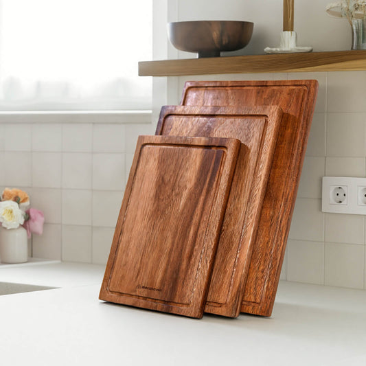 50 % rabatt på Norahavens Träskärbrädor - Tillverkad av en enda massiv träbit, icke hoplimmad